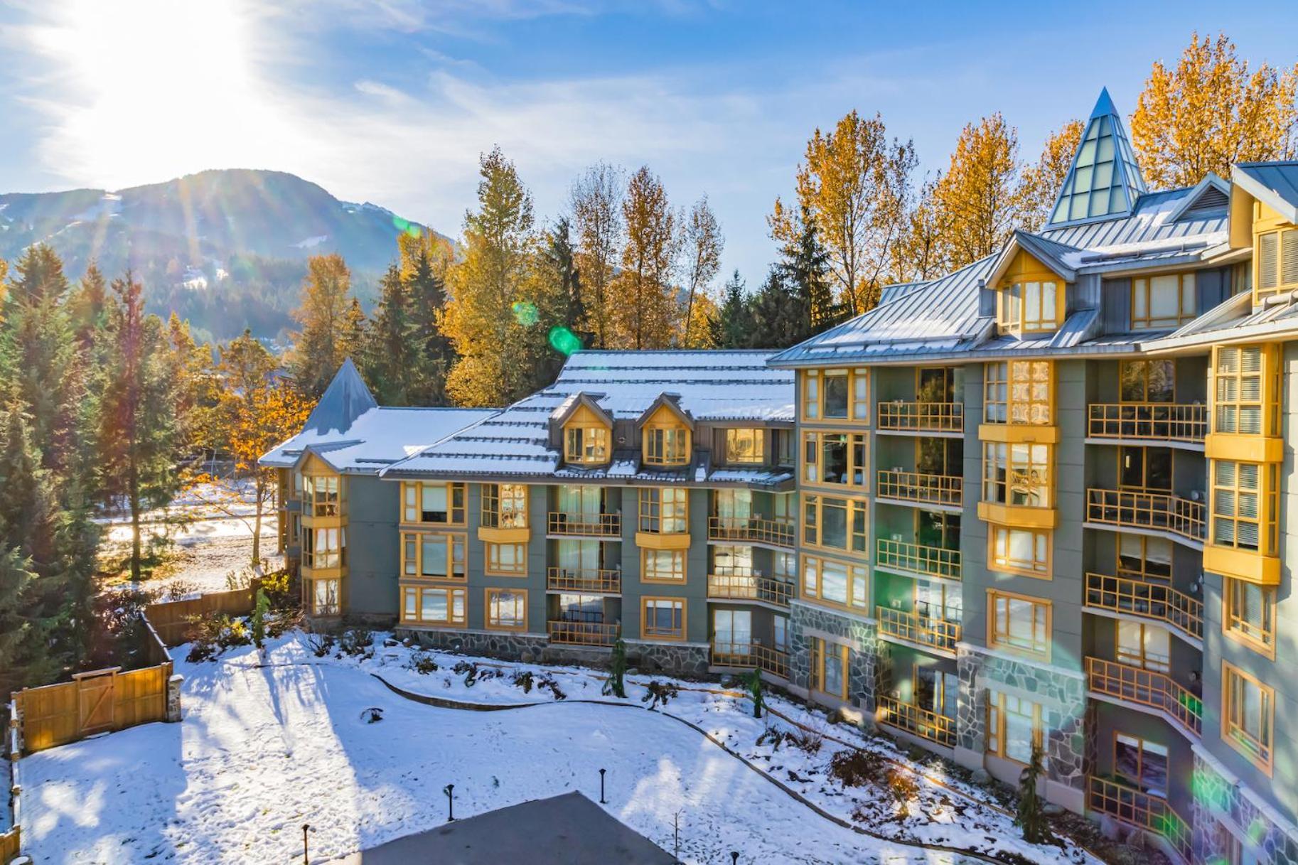 Cascade Lodge Whistler Exterior foto