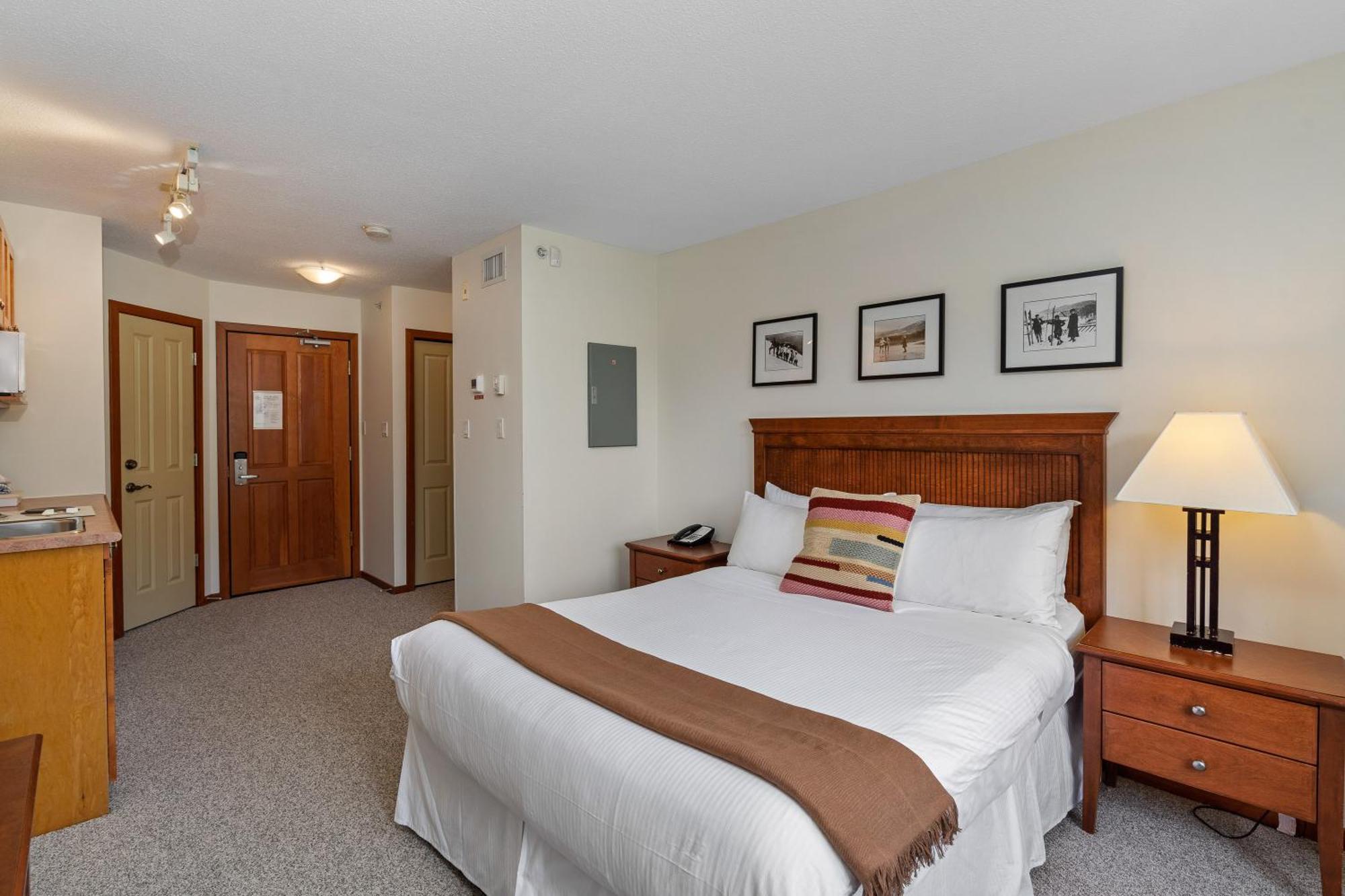 Cascade Lodge Whistler Exterior foto
